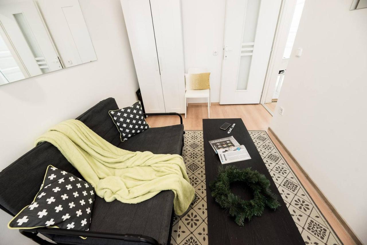 Cosy And Central Apartment With 4 Bedrooms And A/C Budapest Exteriör bild