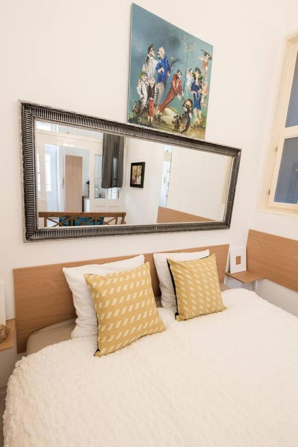 Cosy And Central Apartment With 4 Bedrooms And A/C Budapest Exteriör bild